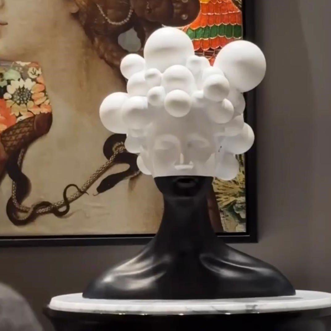 BUBBLE HEAD VICTORIAN LADY DECOR